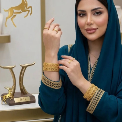بناجر (أساور) ديور الملكية - بديل الذهب مقاس 19 - بناجر